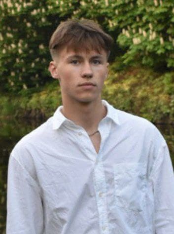 Богдан: Шеф напрямку 'Web Development'. Full-Stack Developer. JS+React Engineer